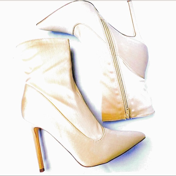 Heel Booties - Picture 2 of 2